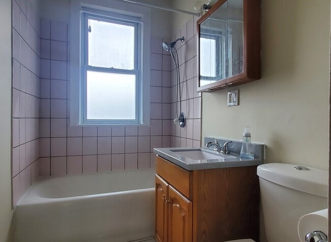 Building Photo - 3754 N Kilpatrick Ave