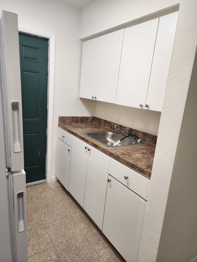 Building Photo - 891 NW 55th Ter