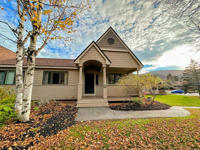 Building Photo - 36 Fairway Dr