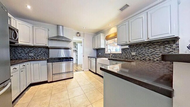 Foto del edificio - 4918 Wilderness Rd