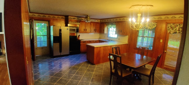 Foto del edificio - 1391 Union Cross Rd