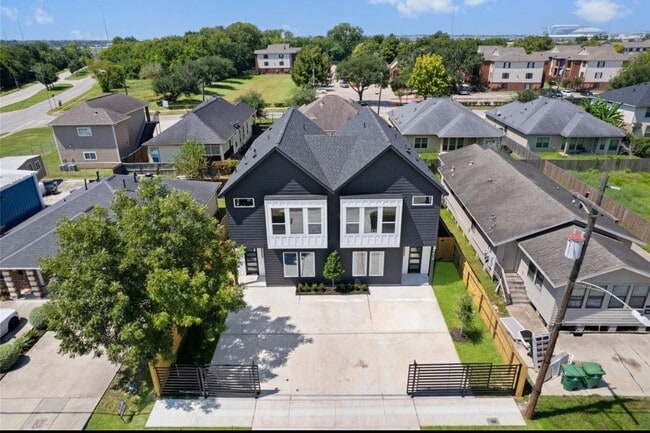 Building Photo - 8414 Cannon St