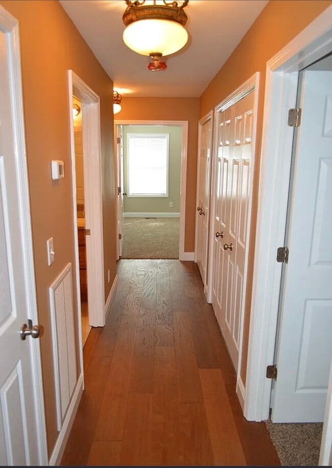 Building Photo - 308 Sparks Ln