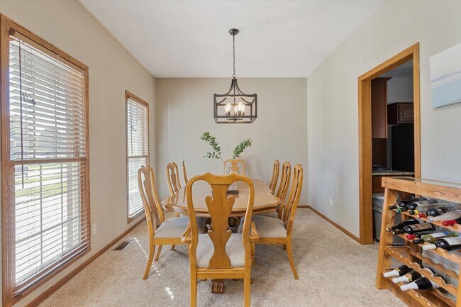 Foto del edificio - Home For Rent Bellevue.