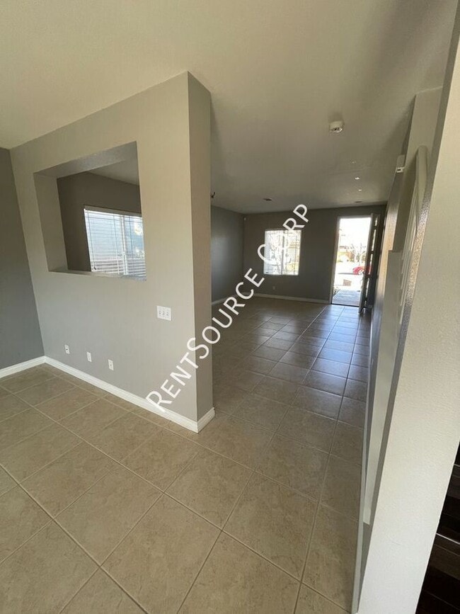 Building Photo - 37765 Banyan Pl