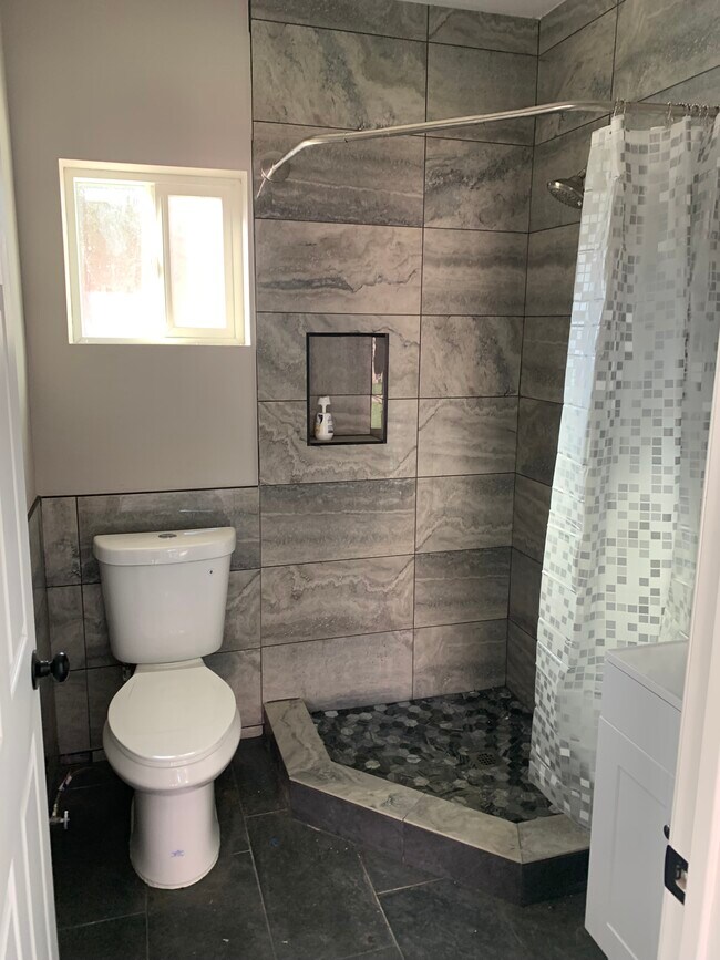 6463 Woodlake Ave, Los Angeles, CA 91307 House Rental in Los Angeles