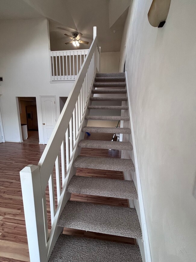 Building Photo - 900 Charnell Dr