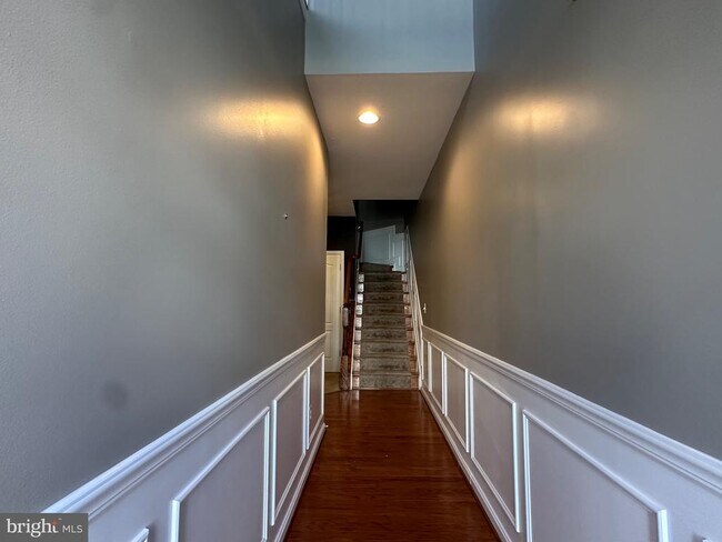 Foto del edificio - 22745 Balduck Terrace