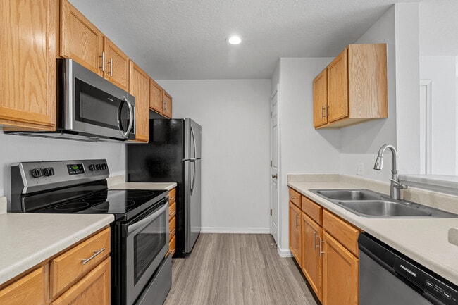 Building Photo - Eagles Landing Apartments