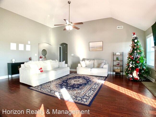 Building Photo - 3 br, 2 bath House - 2420 Andersonville Dr