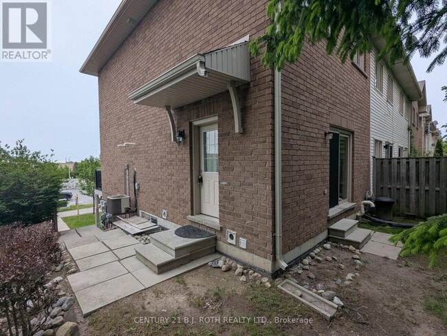 Building Photo - 175-175 Stanley St.