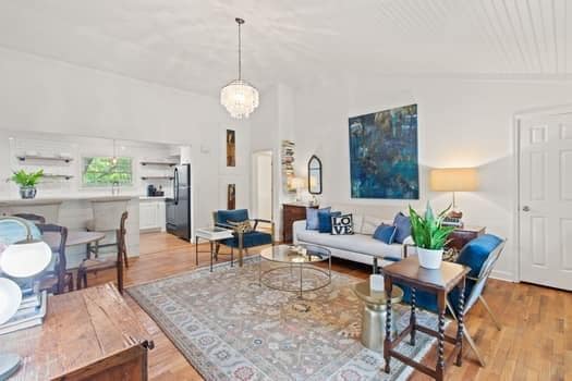 Building Photo - 1020 Scott Blvd