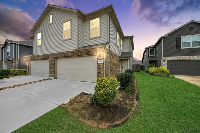 Building Photo - 7027 Cedar Breeze Ct