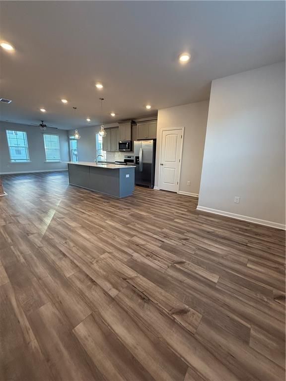 Foto del edificio - 3203 Bateman Drive SE
