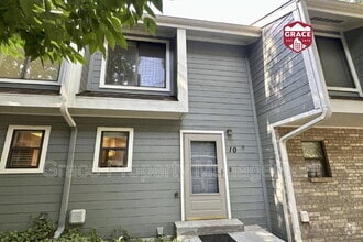 Building Photo - 8761 W Cornell Ave