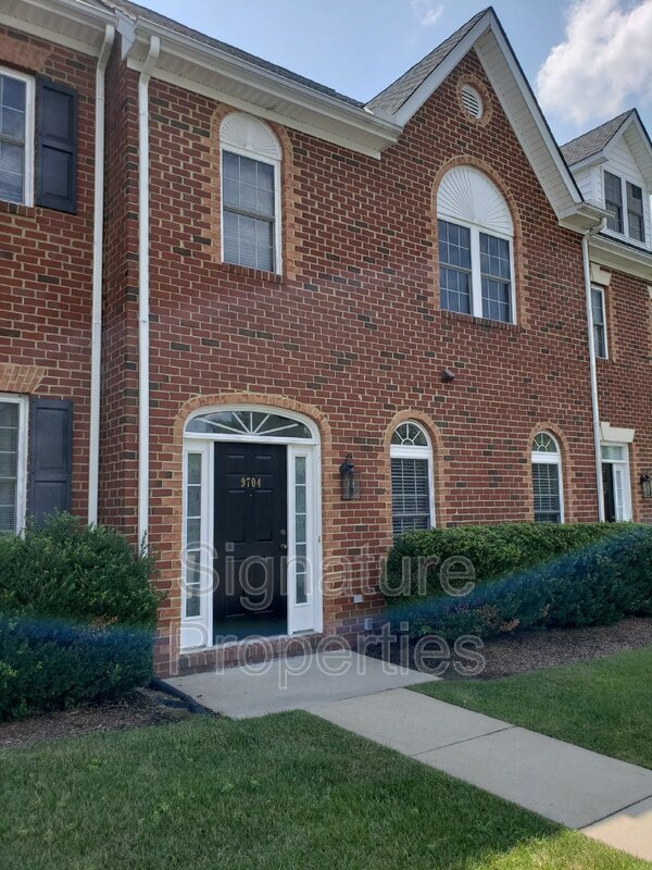Foto del edificio - 9704 Bartley Pond Dr