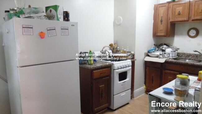 Foto del edificio - 349 Pleasant St