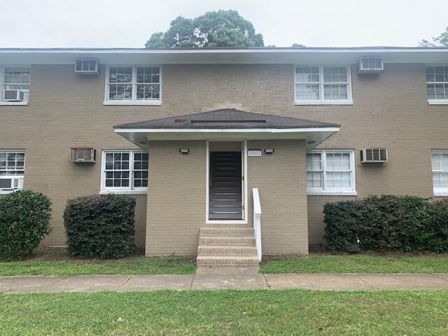 Primary Photo - Sunnybrook Apartments II