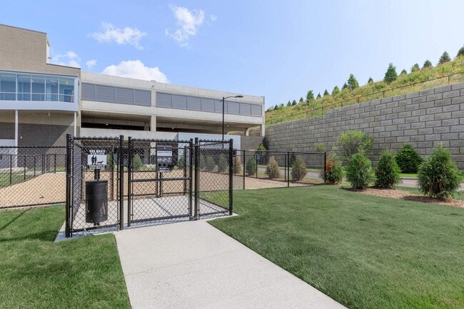 BARK PARK - Heron Mill