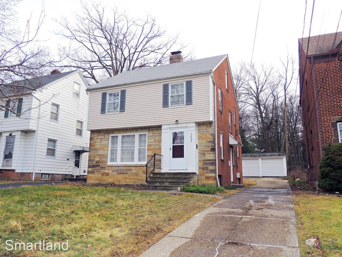 Primary Photo - 3 br, 1.5 bath House - 3666 Woodridge Road