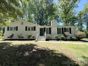 Building Photo - 5710 Charing Pl