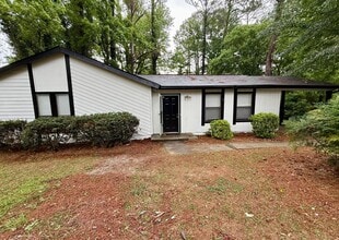 Building Photo - 655 Post Oak Rd