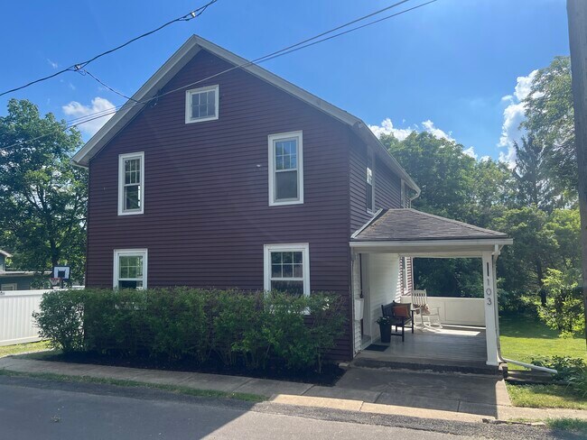 Foto del edificio - 103 Sweet Cherry St