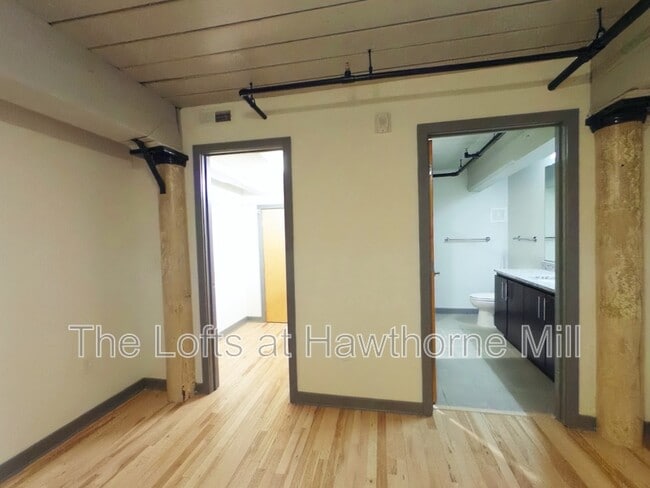 Interior Photo - The Lofts at Hawthorne Mill