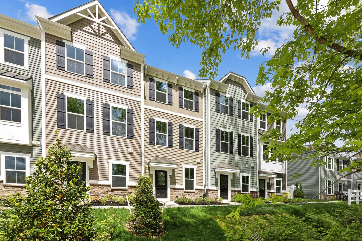 Photo - 28 Sidney Ln (Stratford, NJ)