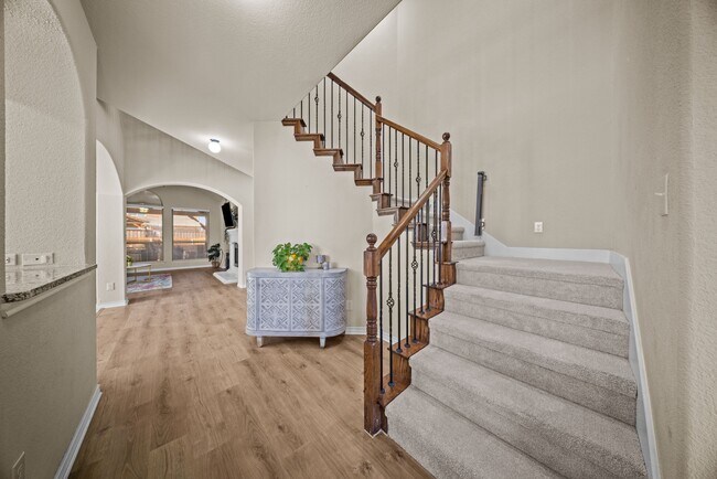 Foto del edificio - 115 Parkwood Dr