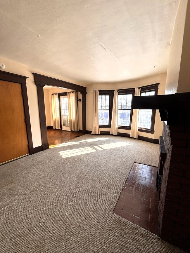 Building Photo - 58 Roanoke Pky