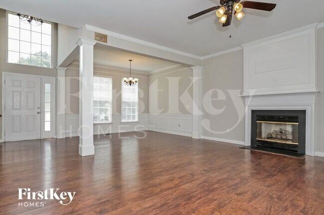 Foto del edificio - 3900 Gisbourne Dr