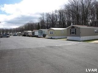 Primary Photo - 8230 Airport Rd