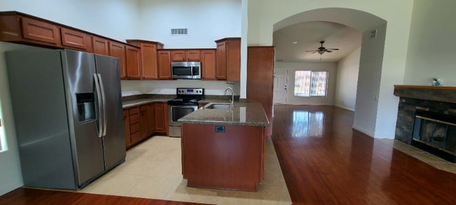 Photo - 8409 W Dreyfus Dr House