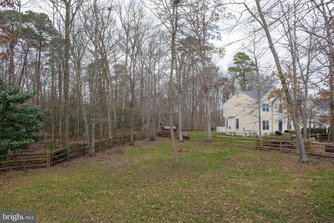 Foto del edificio - 8008 High Oak Rd