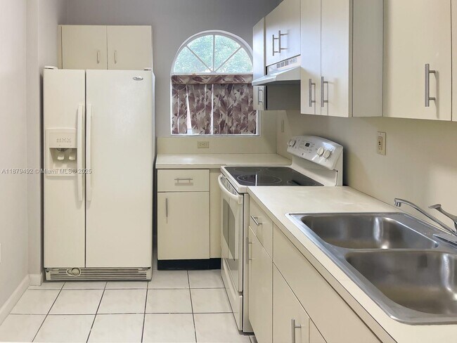 Foto del edificio - 11526 NW 4th Ln