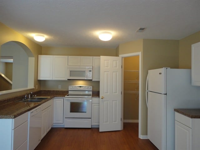 Building Photo - 6684 S Andover Way