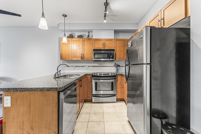 Photo du bâtiment - 11950 Harris Rd