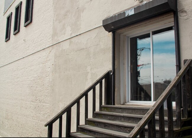 Foto del edificio - 2620-2626 Martha St