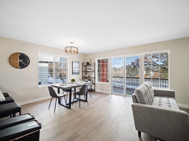 Foto del edificio - 2316 E South Riverton Ave