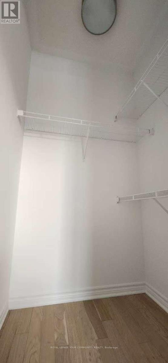 Building Photo - 135 Leslie Richards St