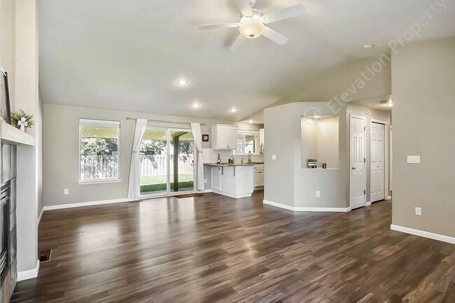 Foto del edificio - Comfortable Single-Level Home in NE Redmond