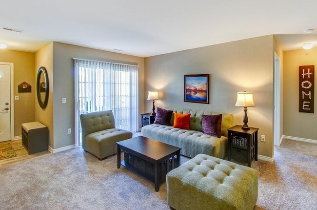 Building Photo - Stratford Place at Brownstown