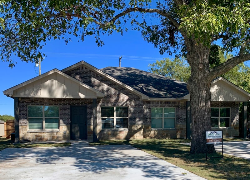 606 Washington Ave, McGregor, TX 76657 Townhome Rentals in McGregor