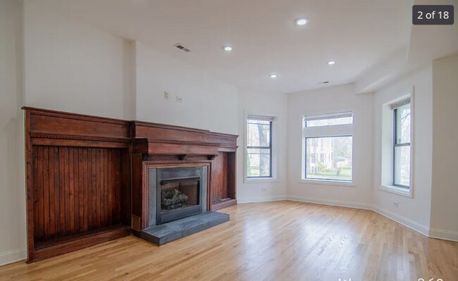 Building Photo - 5172 S Michigan Ave