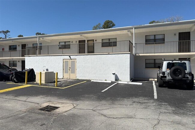 Foto del edificio - 1500 Virginia Ave