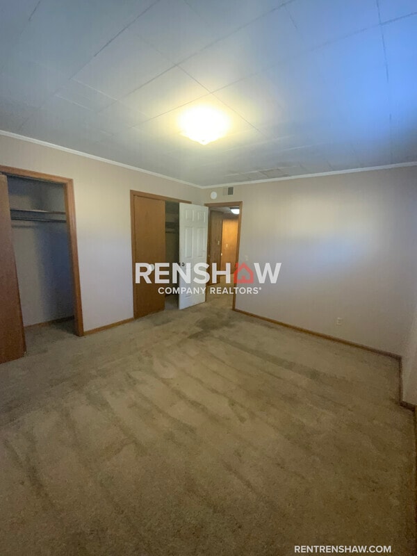 Foto del edificio - 110 E 7th St