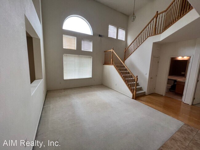 Foto del edificio - 4 br, 2.5 bath House - 1556 PALATIA DR