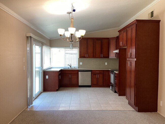 Building Photo - 32693 Bucks Lake Ln
