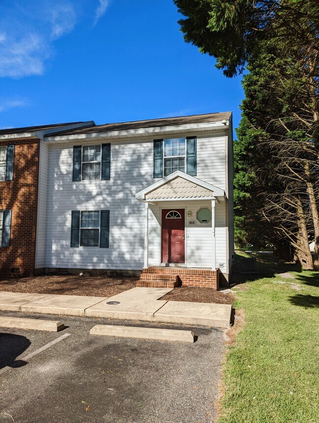 1414 Varsity Ln, Salisbury, MD 21804 Townhome Rentals in Salisbury MD